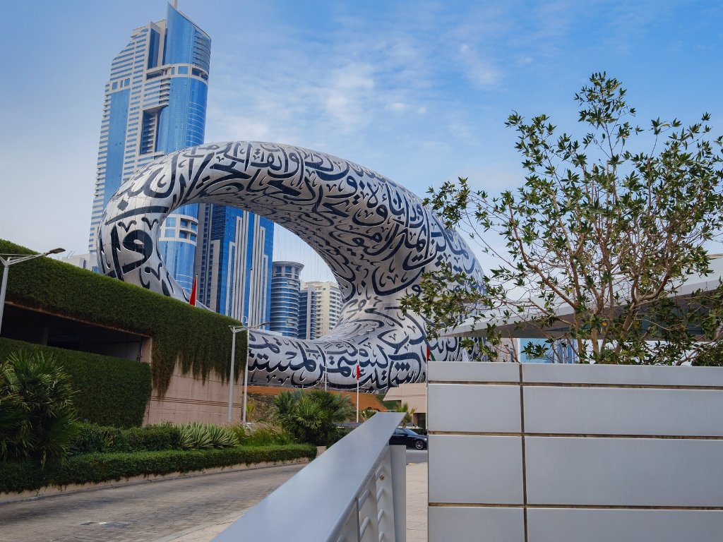 xr:d:DAF3URNfd3Q:12,j:1305330744176426537,t:23121905